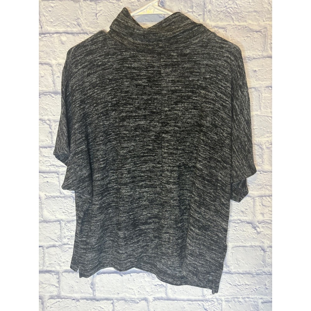 Banana Republic Cozy Gray/Black Brushed Sweater Small